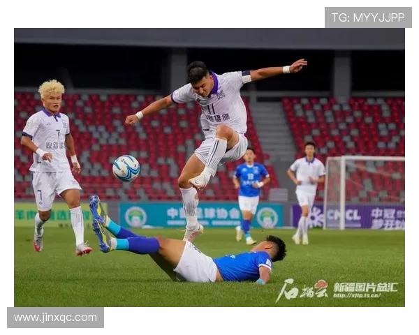 张芳独家分享足球心得与技巧助你提升球技与战术理解