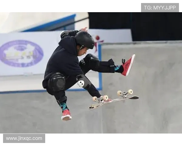 武汉滑板队在全国滑板战术排行榜中荣获第八名的辉煌成就