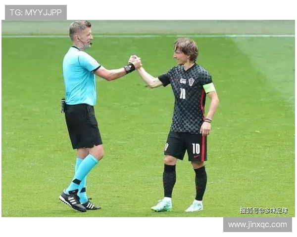 武汉足球队在欧锦赛中的灵活性展现与战术分析