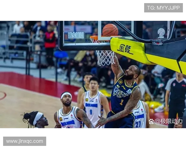 季后赛首轮对决北京队迎战辽宁队争夺晋级机会