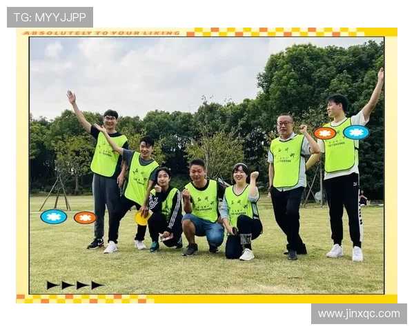 飞盘竞技的魅力与挑战：深入探讨上海飞盘队的战术布局与团队协作