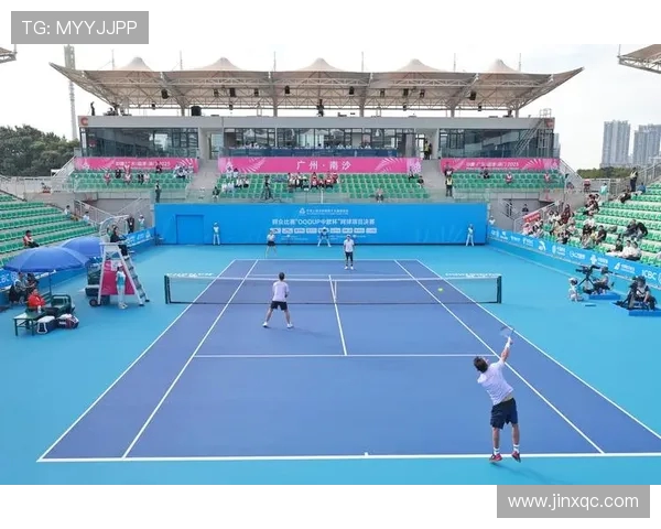 张芳专访：从青涩球场到职业巅峰的网球人生回顾