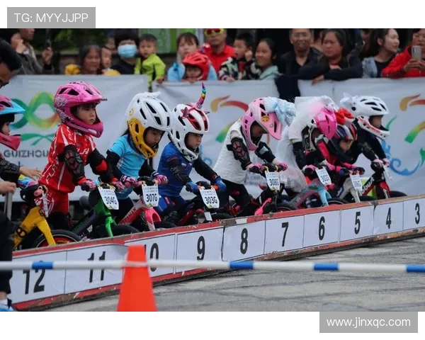 成都滑板队创历史新高速度排名引发全国关注与热议