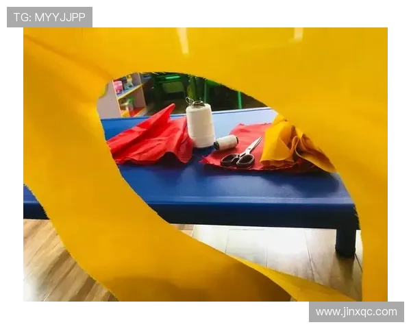 杨伟独家分享飞盘技巧与心得体会助你提升投掷水平与游戏乐趣